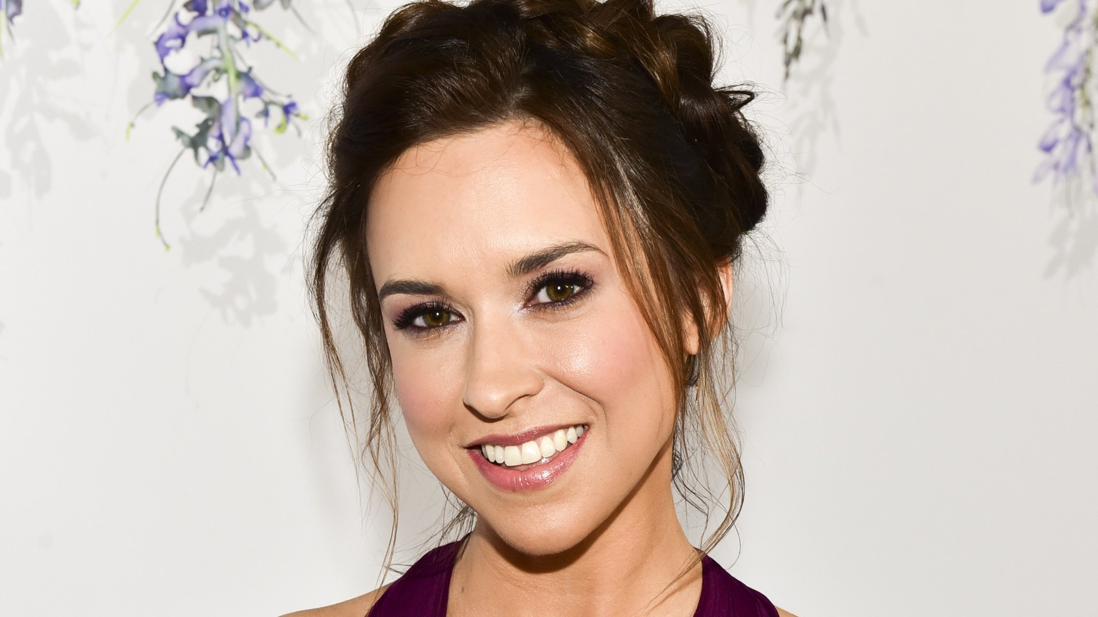 1025_laceychabert_header