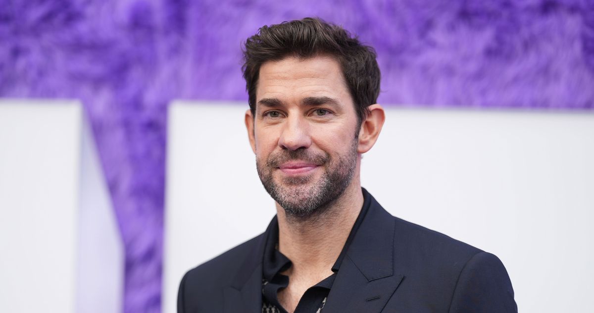 b4c9fc845f51dda04903e1094f0968e9a1-john-krasinski.1x.rsocial.w1200